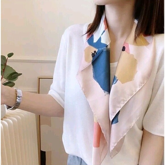 Roizsx Fashion Head Scarf Square Satin for Hair Beach Print Abstract Pink/Brown - Picture 6 of 9